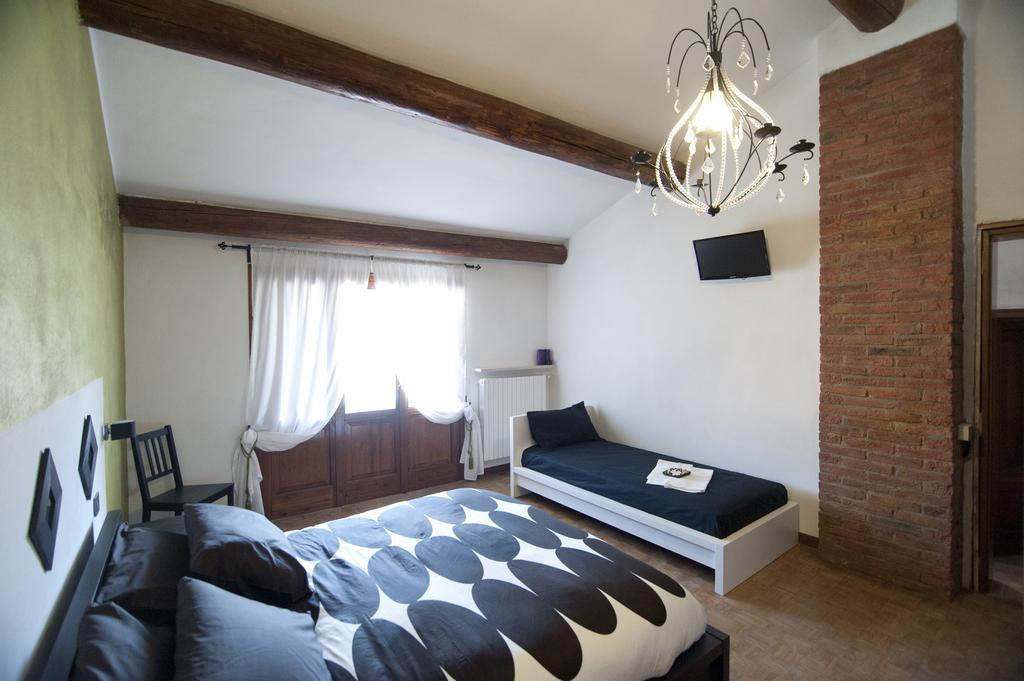 Agriturismo Corte Acconi Mantoue Chambre photo